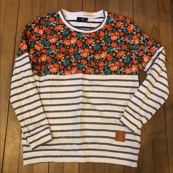 Ampersand Ave. Tops - Ampersand Ave. floral crew sweatshirt